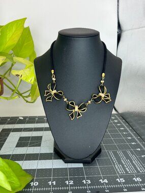 French Boutique Style Black Velvet Bow Necklace Gold Tone Rhinestone Flaws